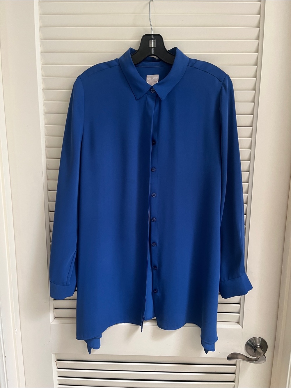Chico's Royal Blue Long-Sleeve Button Front Blouse